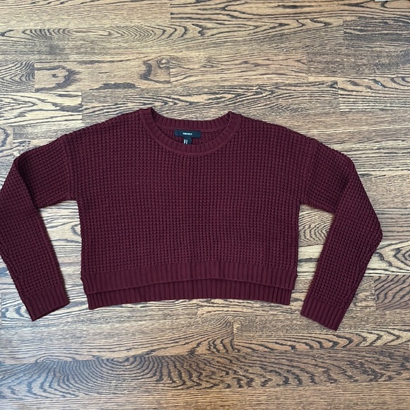 Maroon cropped knitted long-sleeve sweater from Forever 21. Size M. - Picture 3 of 7